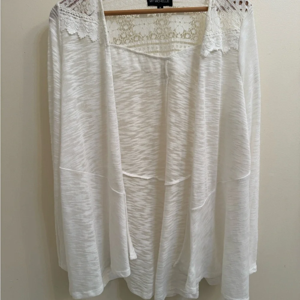 White Lacey Cardigan - Picture 4 of 9